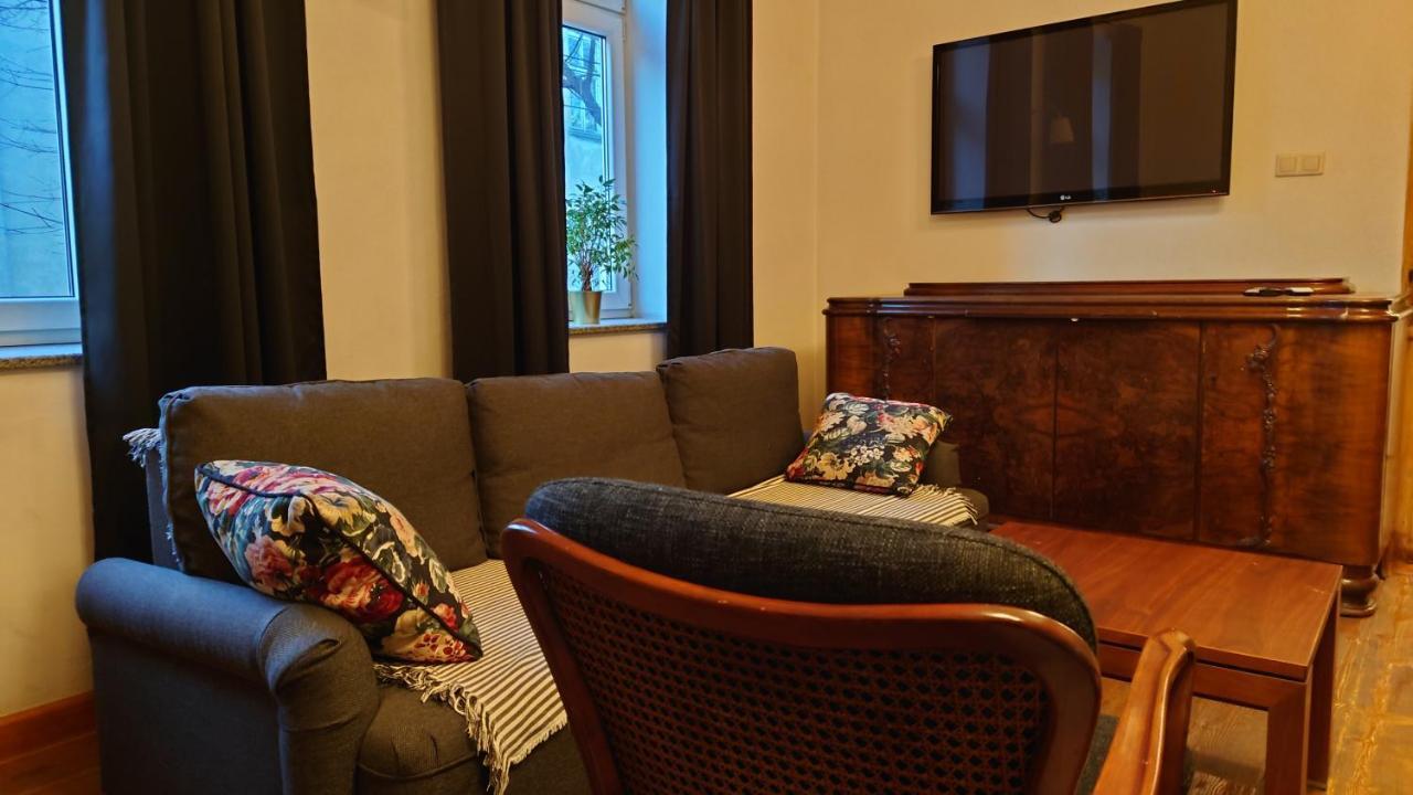 Apartamenty Przy Stonehenge سوسنوفييتس المظهر الخارجي الصورة