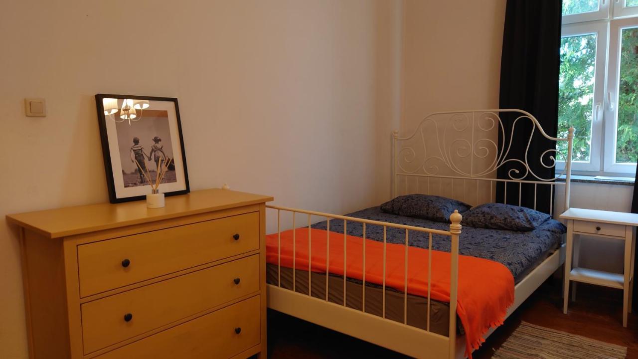 Apartamenty Przy Stonehenge سوسنوفييتس المظهر الخارجي الصورة